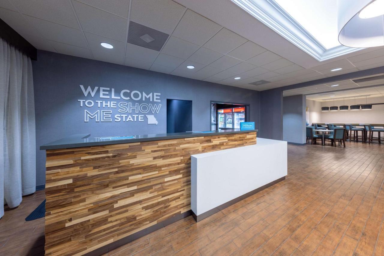 Hampton Inn Saint Robert Dış mekan fotoğraf